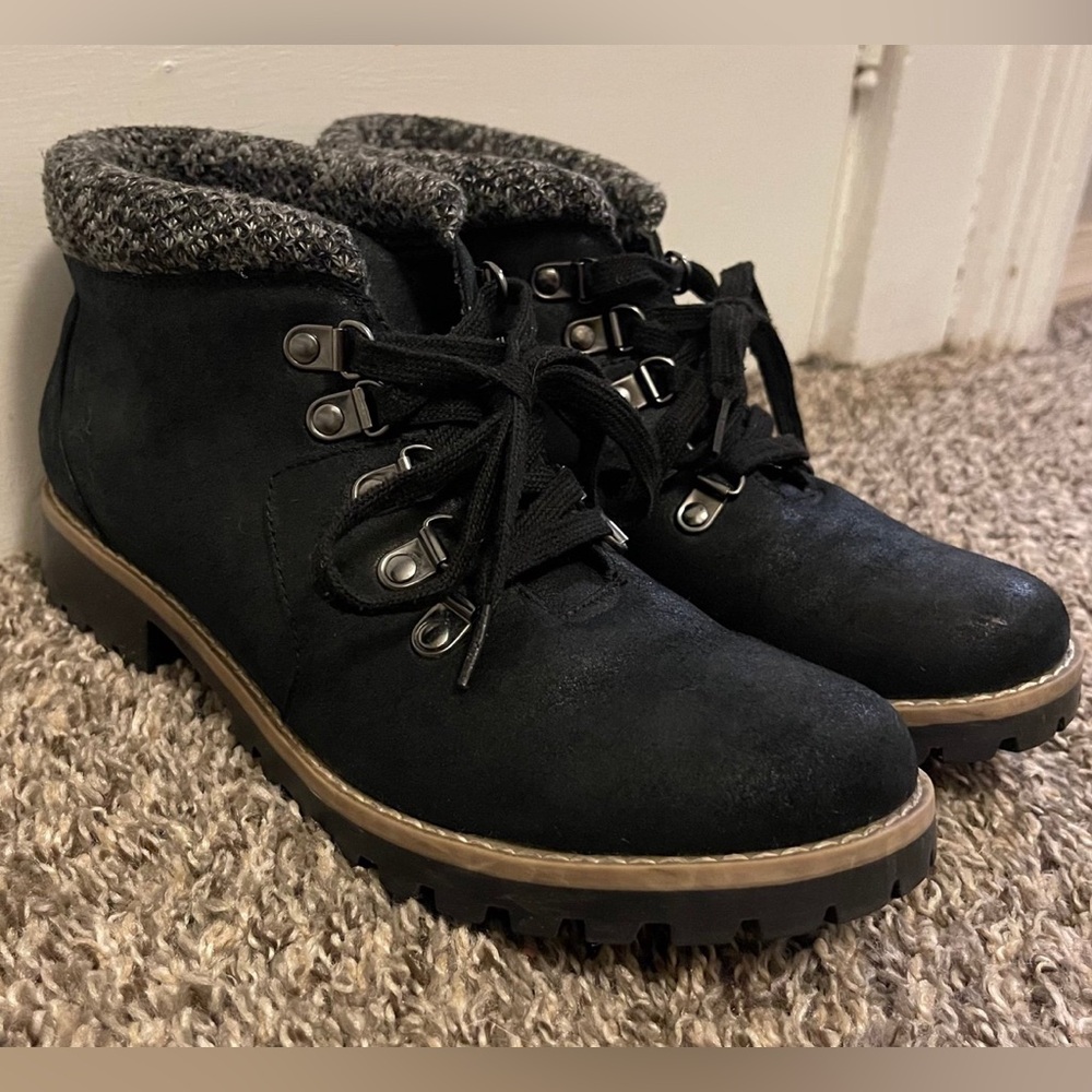 Knit Collar Ankle Boots